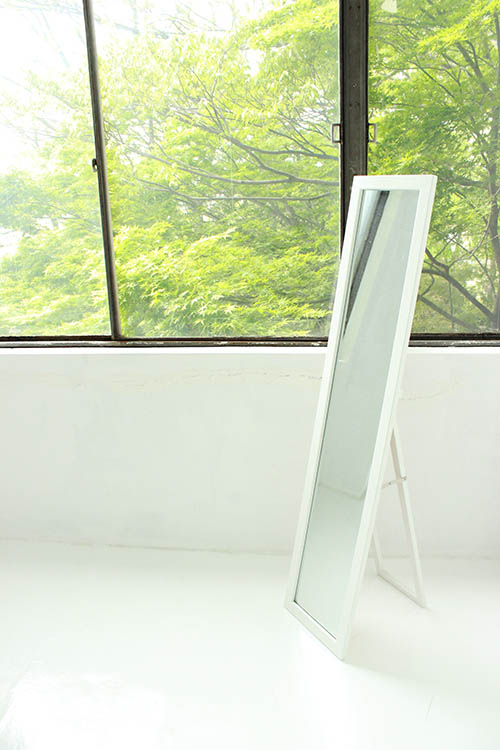 2F 多目的スタジオ（白廃墟風エリア）