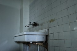 １F　廃墟・廃屋風エリア