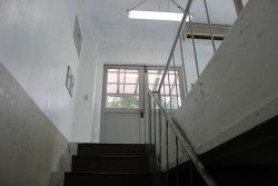 多目的スタジオ（白廃墟風エリア）