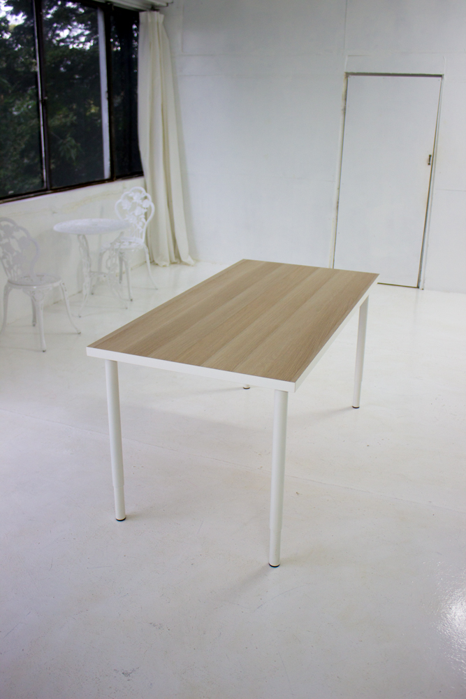 シンプルテーブル